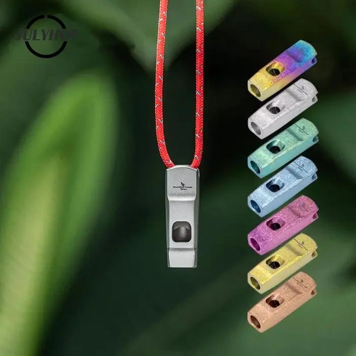 Sifflet de survie avec cordon, sifflet d'urgence fort et étanche pour équipement de sécurité en plein air, randonnée, kayak, chasse