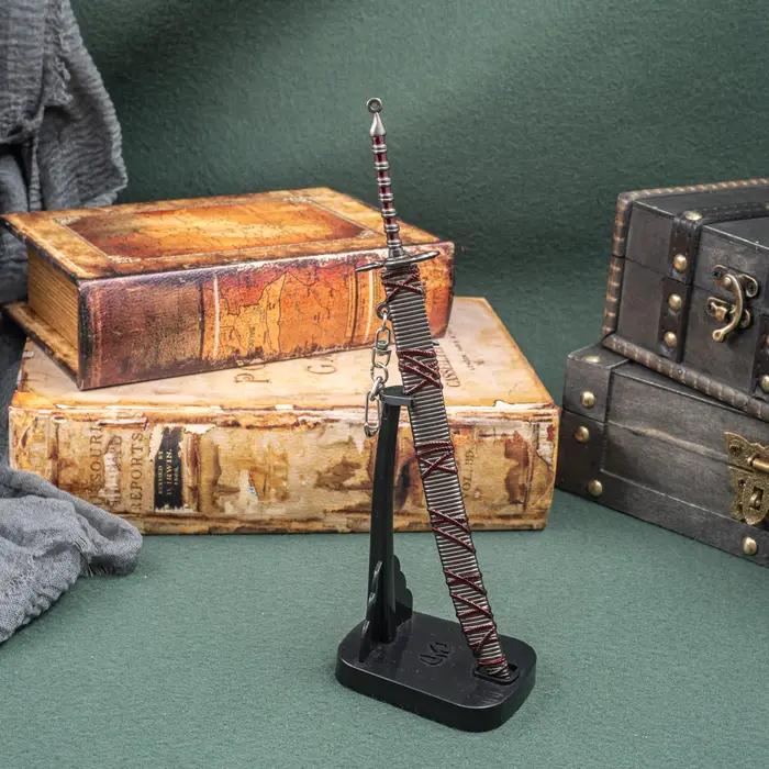 Miniature Divine Slasher Épée en Métal pour Collectionneurs de Monster Hunter Occasions Spéciales Avisés