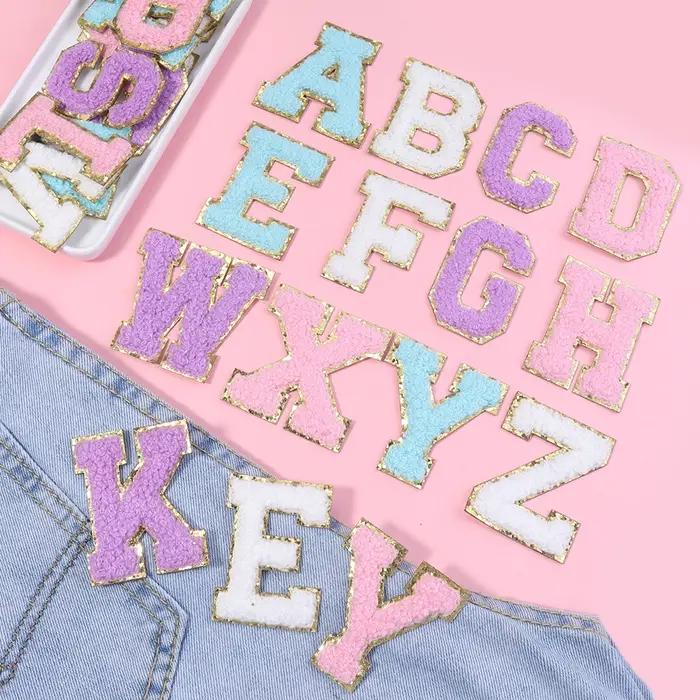8Pcs / Lot Lettres de patch pour les vêtements Alphabet Lettre collante Sacs