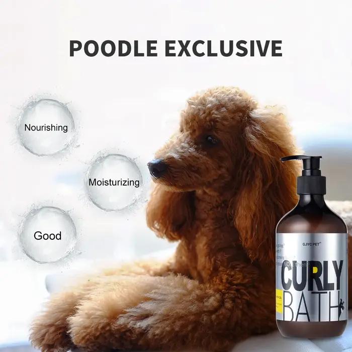 Shampooing Liquide Volumisant et Démêlant Sans Larmes pour Caniches Bouclés Bain Doux Occasions Spéciales