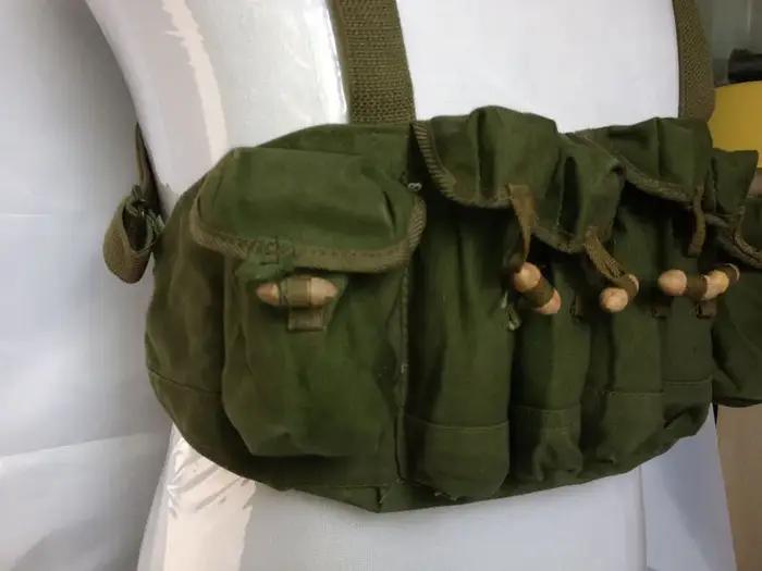 Surplus militaire chinois Type 79 Pouch Ammo Rig Chest souvenir artisanal historique pour collection militaire occasion spéciale