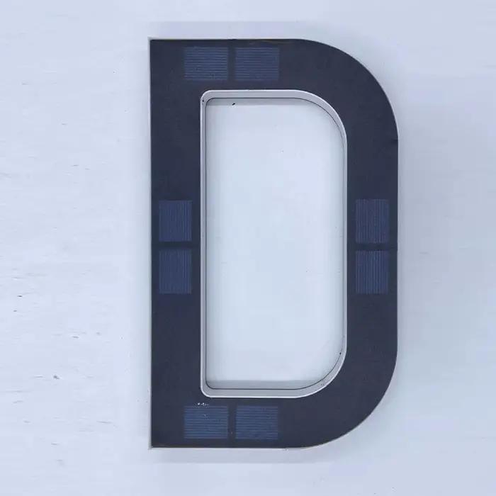 Lames solaires modernes auto-alimentées avec capteur de lumière, design numérique épais pour numéros de maison et décoration extérieure résistante aux intempéries