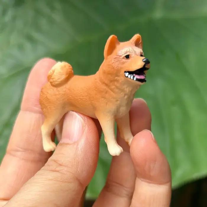 Modèle de chien Miniature peint à la main