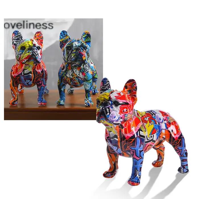 Figurine de bouledogue français colorée en résine