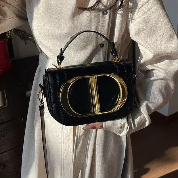 Sac à langer élégant rétro chic en cuir texturé, sac à bandoulière pour femme, sac fourre-tout minim