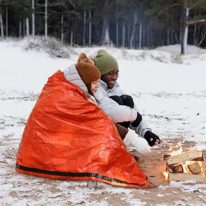 Sac de couchage de survie d'urgence couverture thermique imperméable portable couverture en Mylar équipement de premiers secours camping randonnée chasse
