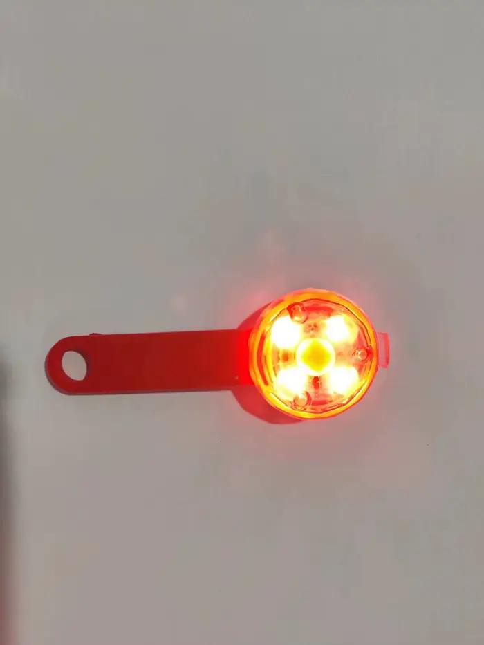 Collier de chien lumière LED USB Rechargeable étanche Anti perte sécurité clignotant pendentif pour