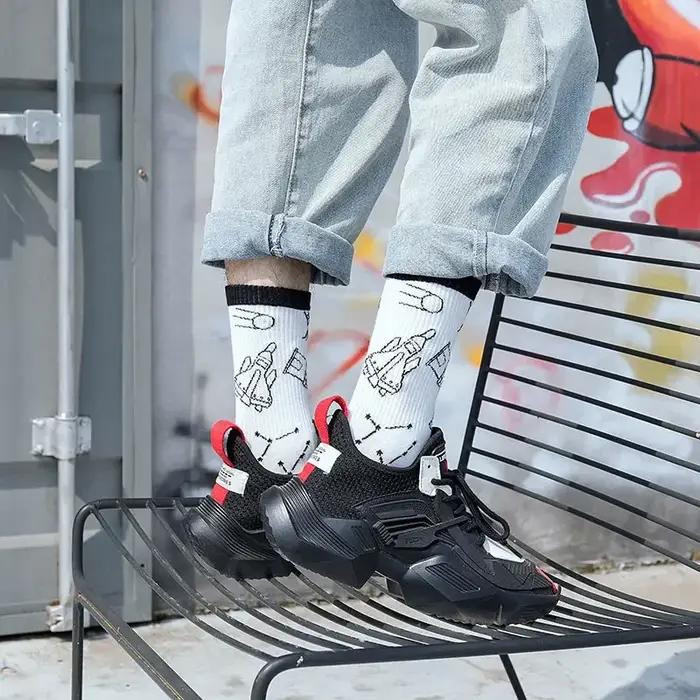 Chaussettes hautes coton tendance chasse - Modèle japonais Harajuku pour femme et couple sportif