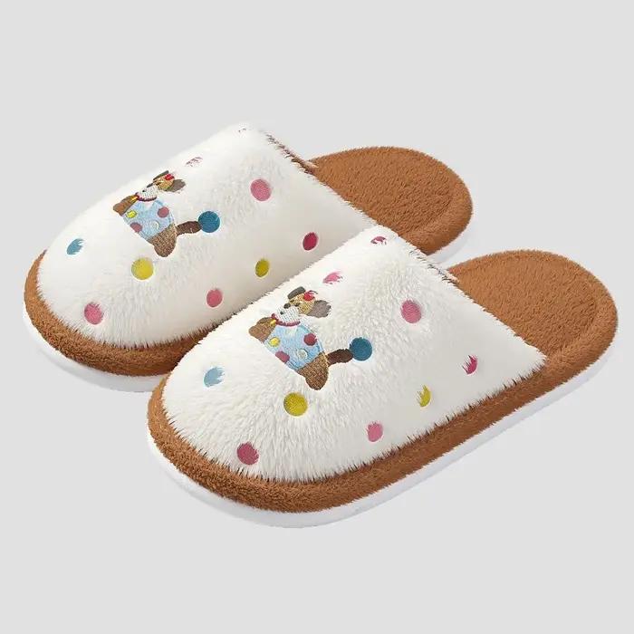 Pantoufles en peluche à pois Kawaii douces et épaisses pour femmes occasions spéciales à la maison