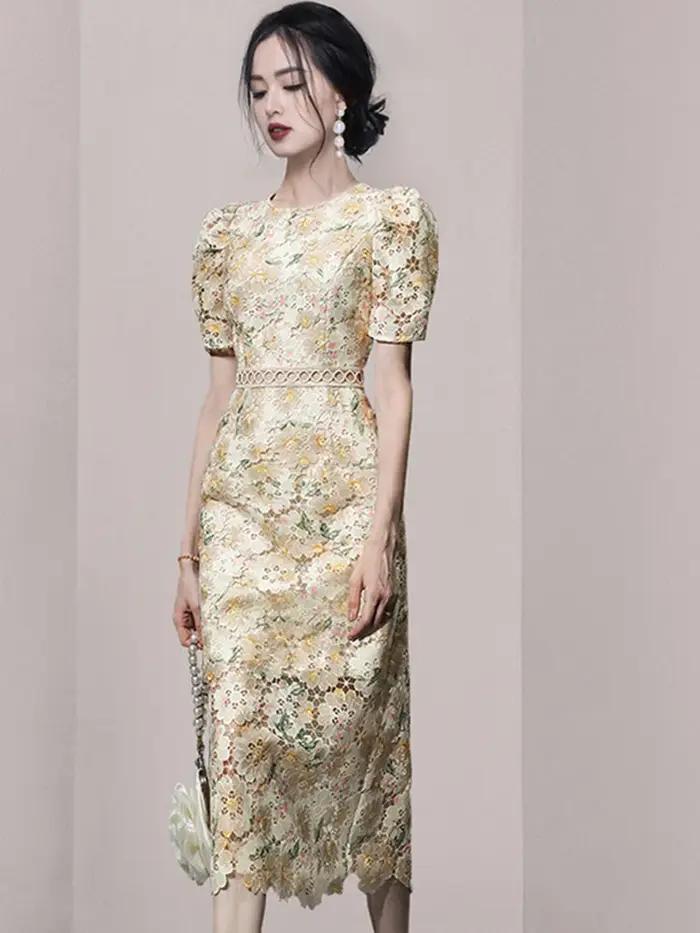 Robe ajourée en dentelle brodée pour femme