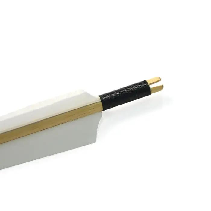 Flèche en bois fendue avec plume de dinde blanche pour tir à l'arc traditionnel et chasse, occasion spéciale pour archer novice ou expérimenté