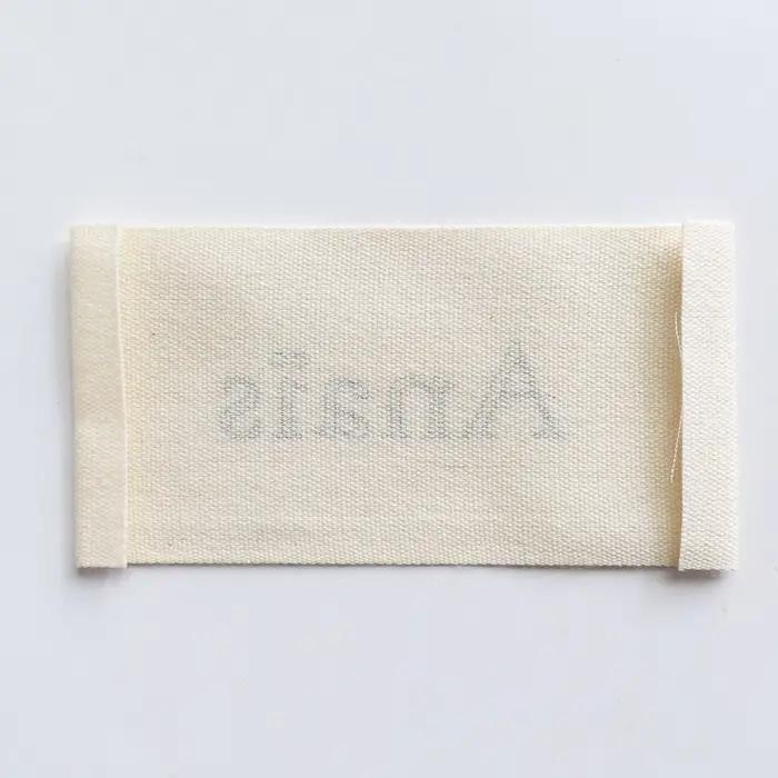 Étiquettes en coton biologique 100% personnalisables pour vêtements de bébé et sacs occassions spéciales écologiques hypoallergéniques
