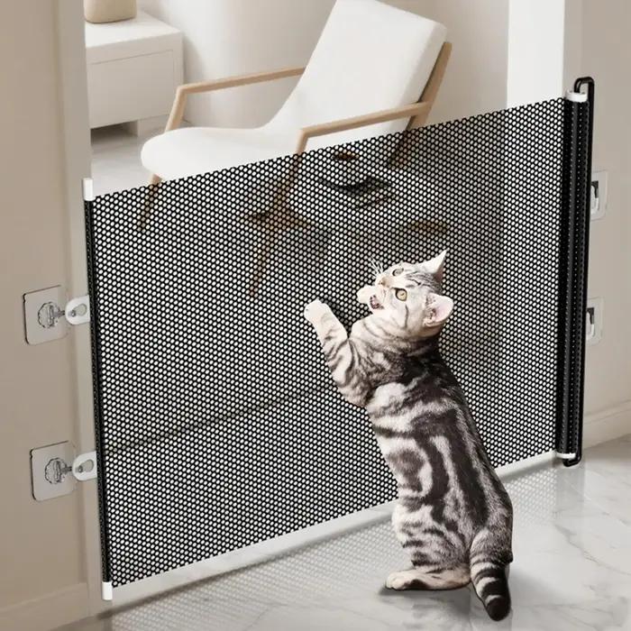 Barrière rétractable pour animaux de compagnie sans perçage