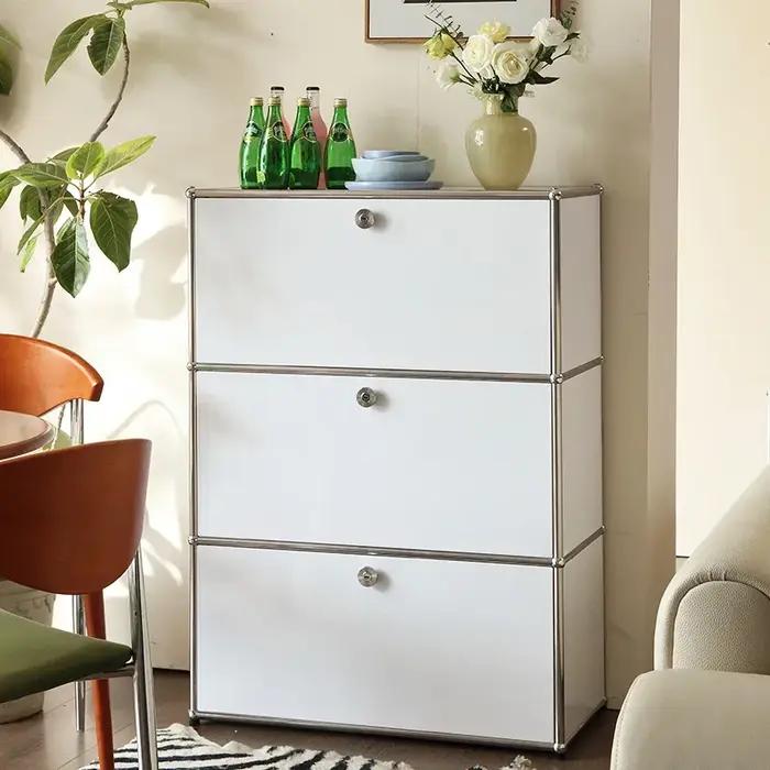 Armoire de cuisine noir et blanc