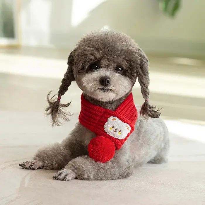 Écharpe tricotée pour chien, écharpe en tricot rouge avec pompon pelucheux, chauffe-cou, Bandana, va