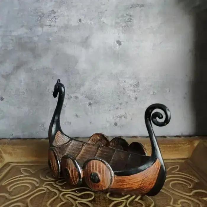 Ornement en résine de bateau viking rétro nordique, figurine de bateau vintage, décoration de bureau et support de rangement pour la maison