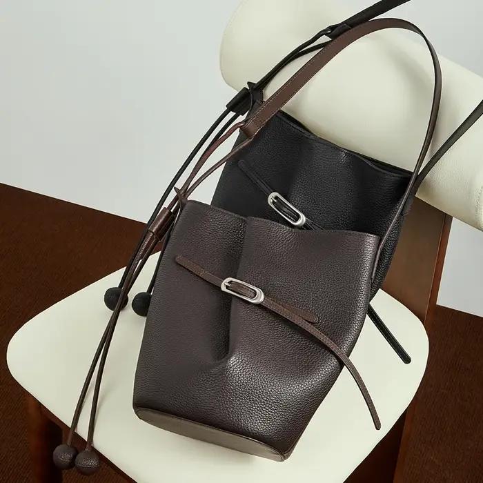 BURMINSA Sacs seau de luxe en cuir véritable pour femmes, sacs à bandoulière minimalistes de créateu
