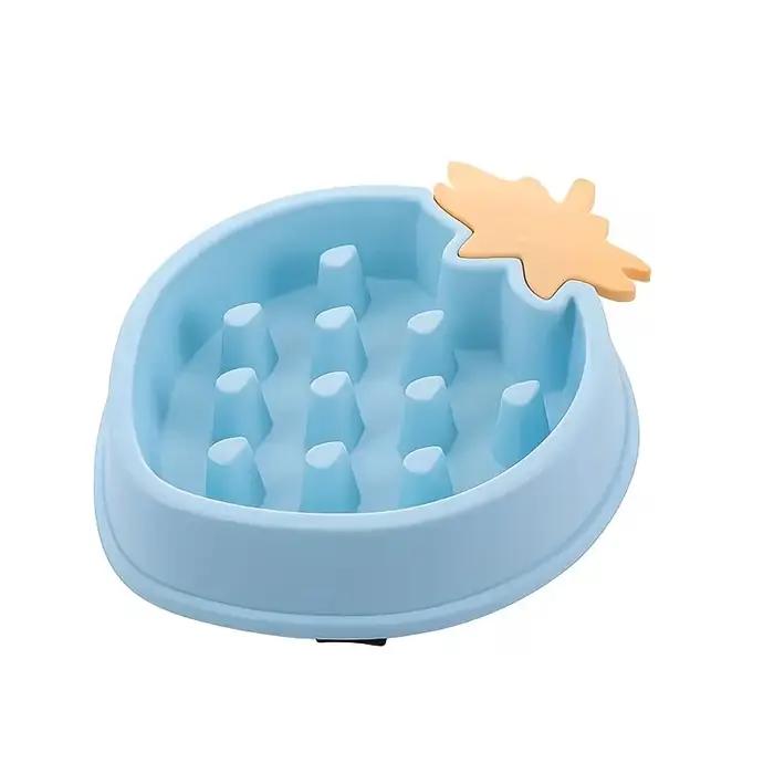 Bol pour chien en plastique en forme de fraise