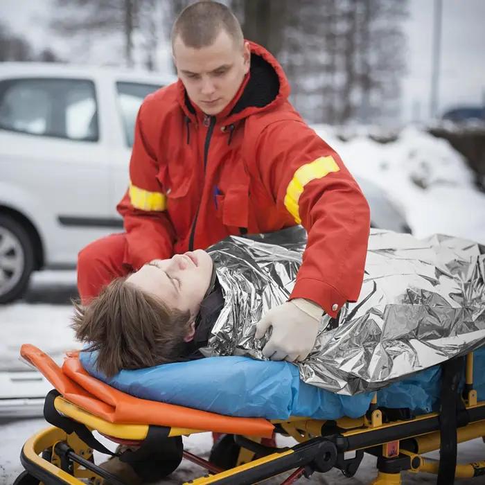 Couverture de survie d'urgence en or et argent pour l'extérieur