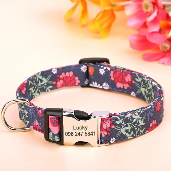 Collier de chien à fleurs en nylon Colliers de chiot