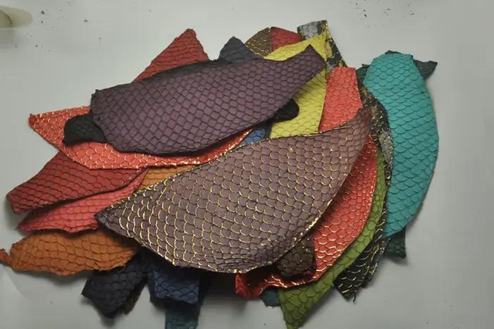 25*10 cm coloré véritable saumon peau de poisson pièce en cuir multicolore bricolage sac ceinture chaussures accessoires