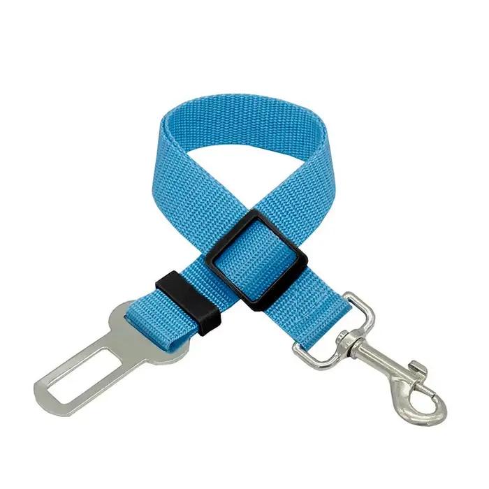 Ceinture de sécurité pour chien en nylon ajustable toutes saisons harnais de voiture pour chiens sécuritaire confortable occasions de déplacement pour animaux de compagnie
