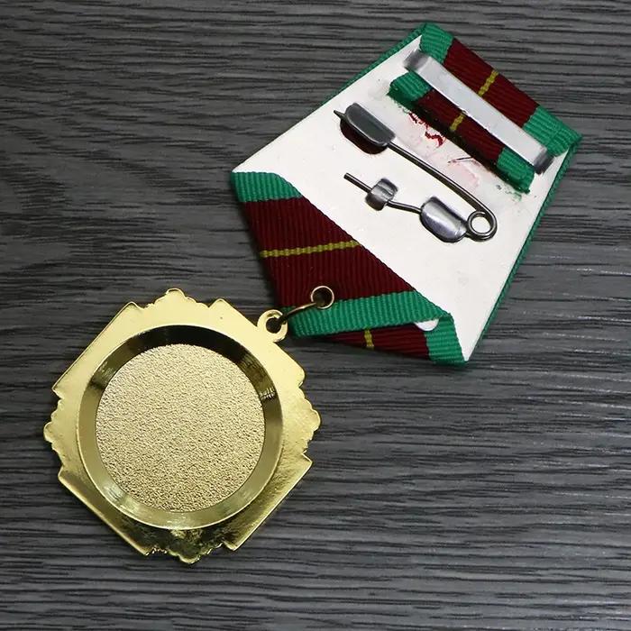 Médaille de sauvetage de la centrale nucléaire de Tchernobyl soviétique