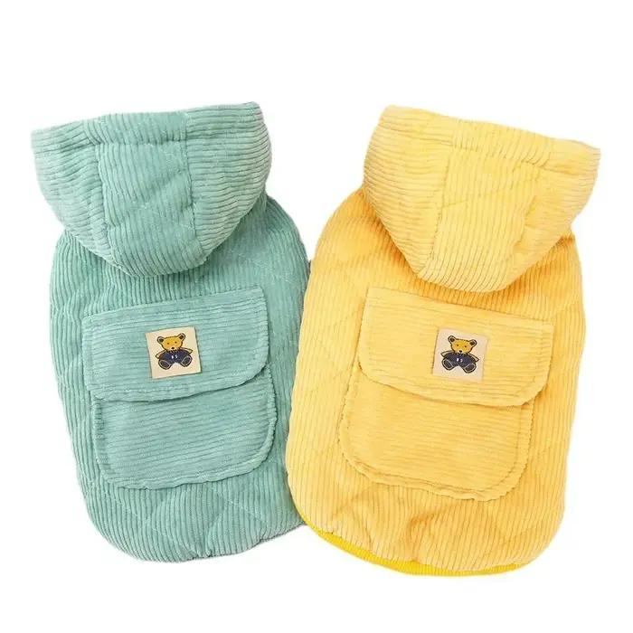 Sweat-shirt en polaire douce pour chien et chat avec laisse intégrée pour hiver automne occasions spéciales