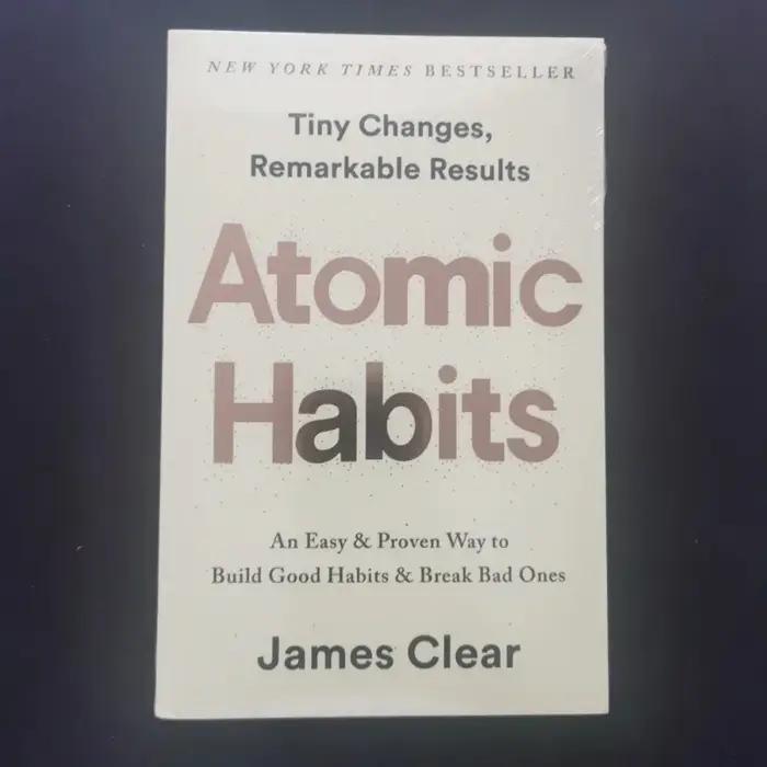 4 meilleurs livres de la collection TheNabal/Atomic Habit/Money Psychology/You are your own mountain
