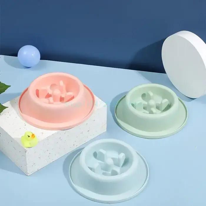 Chien lent bol d'alimentation sans glissement amusant Forme en plastique Place Round Plat Bloe Arrêtez les bols pour animaux