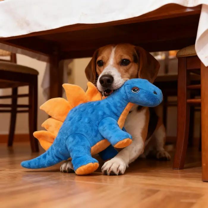 Jouet en peluche couineur Stegosaurus pour chien