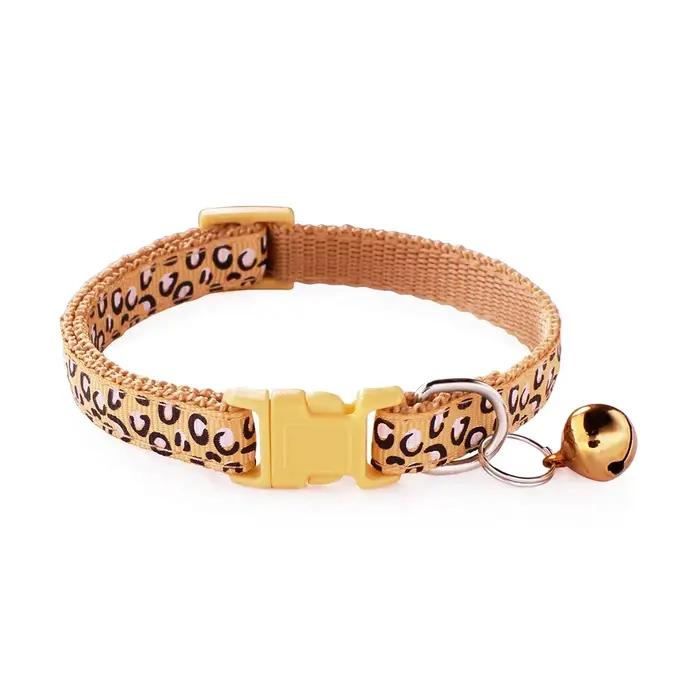 Collier pour animaux de compagnie à imprimé léopard