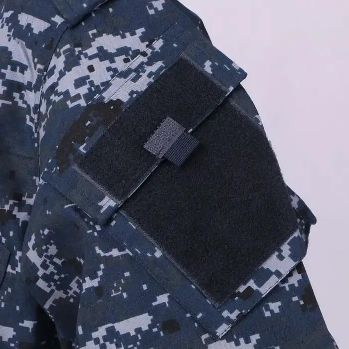 Uniforme militaire bleu marine
