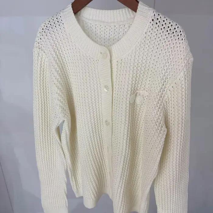 Pré-vente (expédition en mars) 2026 bp Printemps-Été Pull en tricot pour filles Vêtements d'hiver po