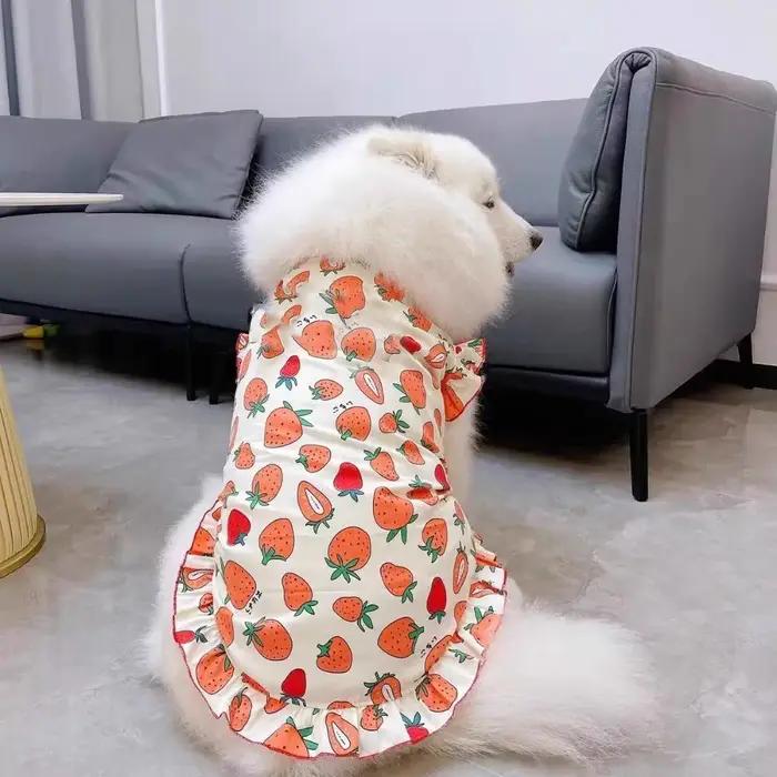 Débardeur pour chien à imprimé fraises