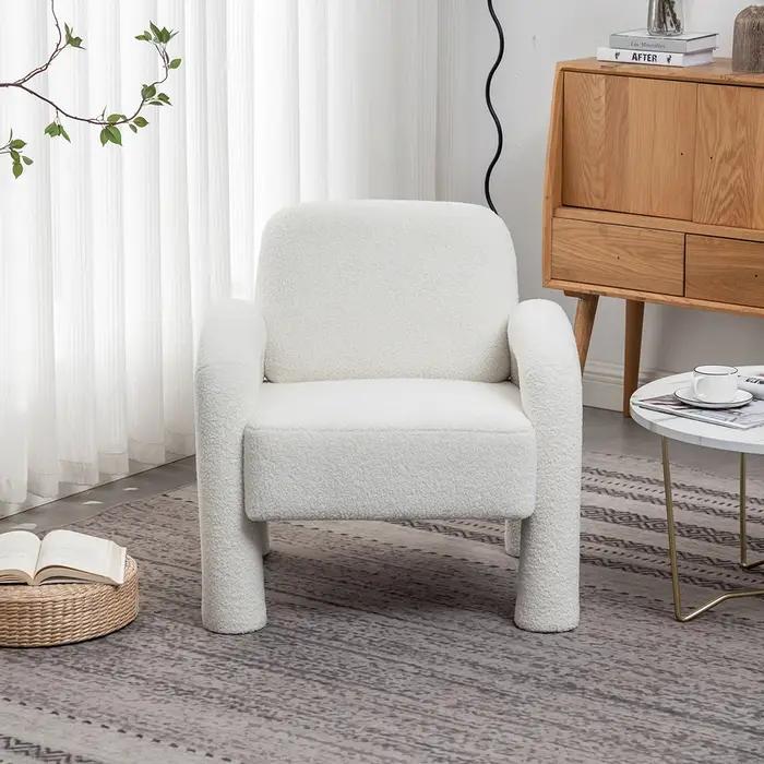 Chaise sherpa moderne au design unique