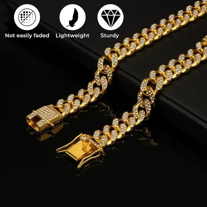 Collier pour chien en or avec chaîne et diamants