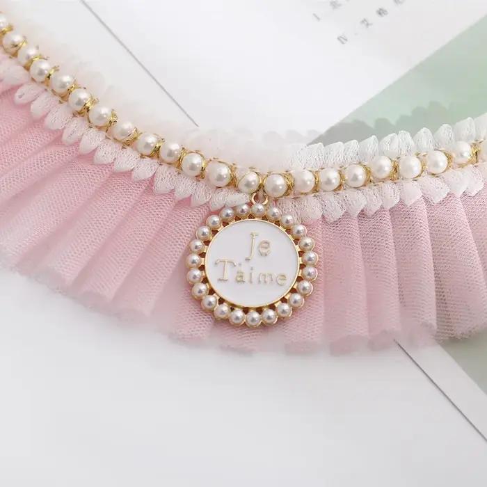 Voile rose pour animal de compagnie collier nœud perlé fête des animaux chiot chien élégant accessoire de cou pour chiots et chiens occasions spéciales