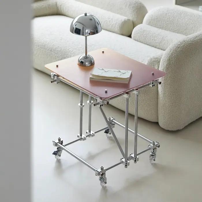 Axe optique | Maillard – Table à bord acrylique médiéval, Table basse mobile, assemblage de bricol