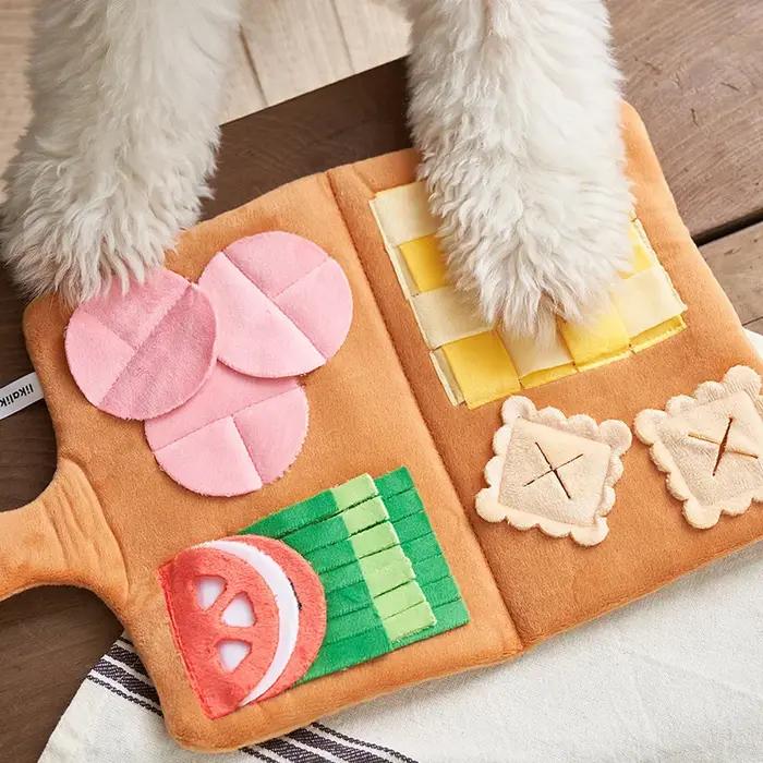 Tapis à reniflage pour chiens puzzle en peluche jouets alimentaires lente bol d'alimentation distributeur de nourriture occuper jouer pour petits et moyens chiens occasions spéciales