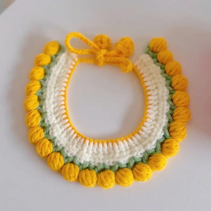 Collier tricoté à la main pour chat élégant et confortable pour les promenades et les occasions spéciales