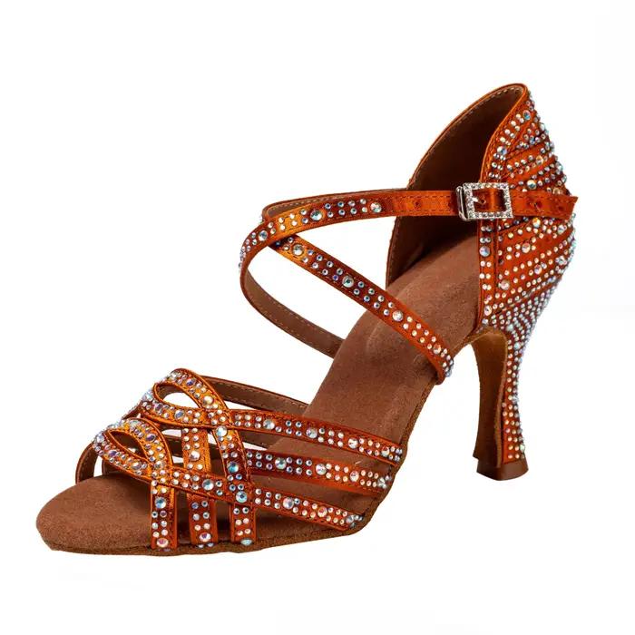 Chaussures de danse latine pour femmes en satin de soie avec talons aiguilles incrustés de diamants pour compétitions et soirées spéciales