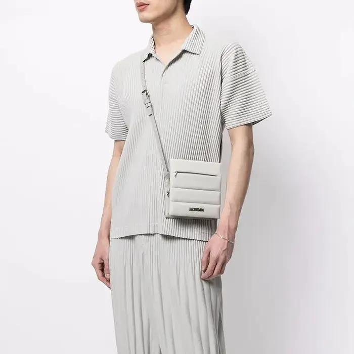ISSEY T-Shirt 2026 nouveauté japonais Miyake Style haut plissé avec col ample polyvalent décontracté à manches courtes Polo