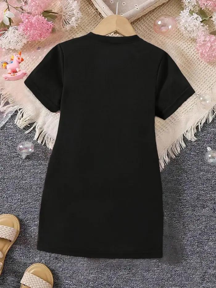 Vêtements pour enfants pour filles : robe longue à manches courtes, style Ins pour les enfants plus âgés, t-shirt à manches courtes avec imprimé chat noir arc-en-ciel et thé au lait perlé, convient au