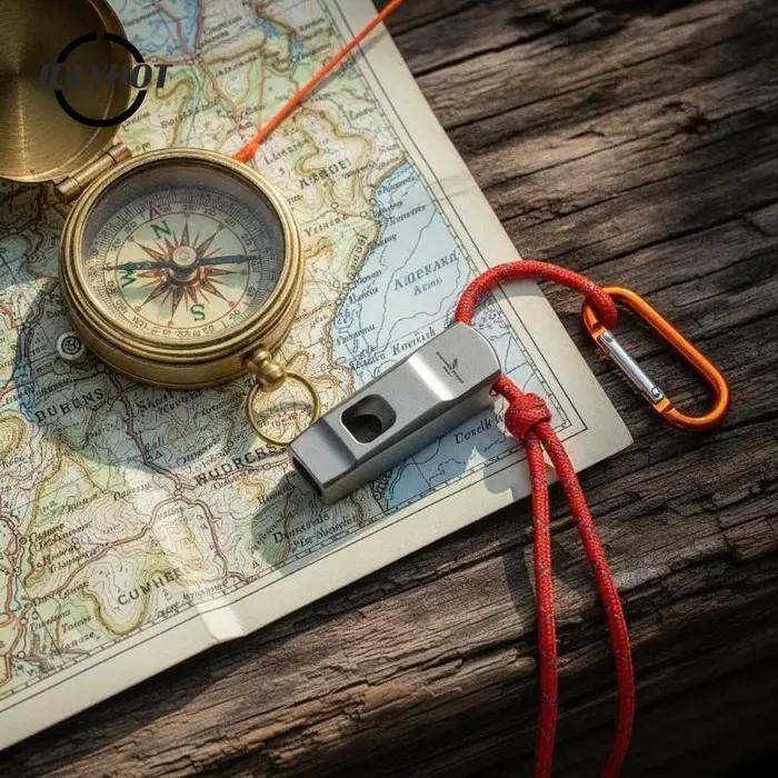 Sifflet de survie avec cordon, sifflet d'urgence fort et étanche pour équipement de sécurité en plein air, randonnée, kayak, chasse