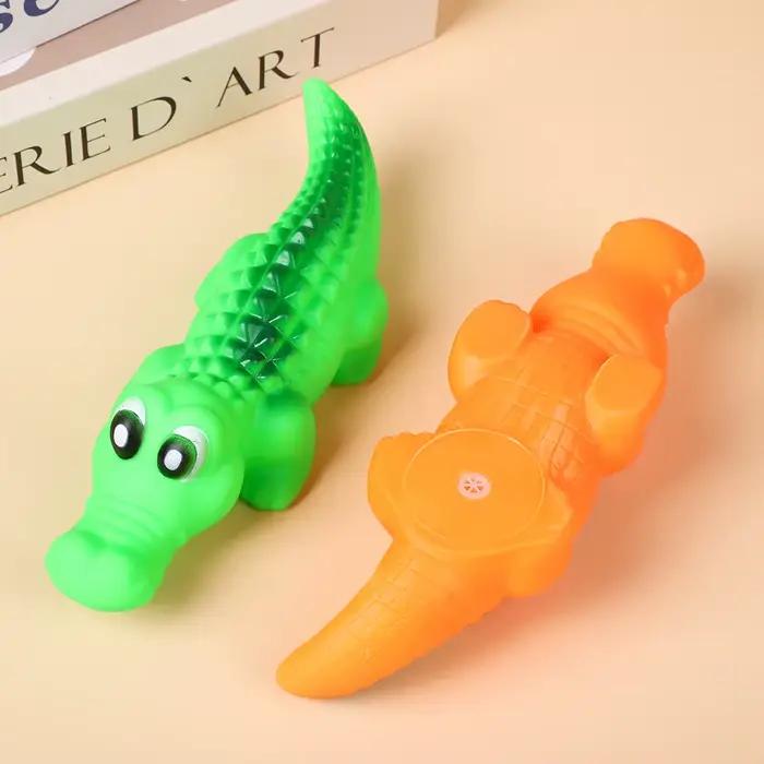 Jouet pour chien en caoutchouc couineur en forme de crocodile