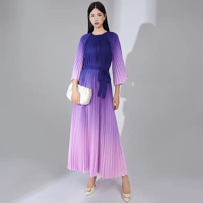 Robes plissées haut de gamme, jupes longues plissées élégantes et sophistiquées, usine OEM de vêtements pour femmes haut de gamme