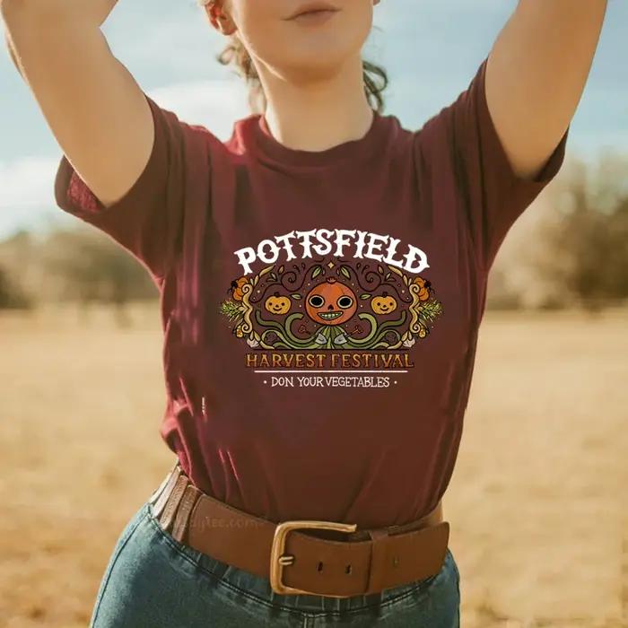 Pottsfield – T-shirt d'halloween au mur de jardin