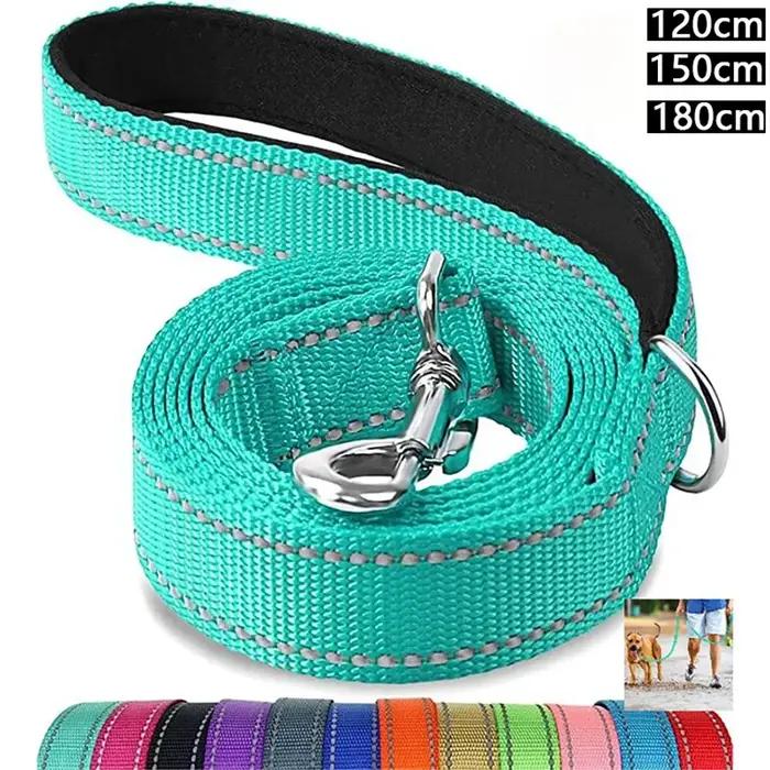 Laisse de traction pour animaux de compagnie réfléchissante pour la nuit 1.2/1.5/1.8m