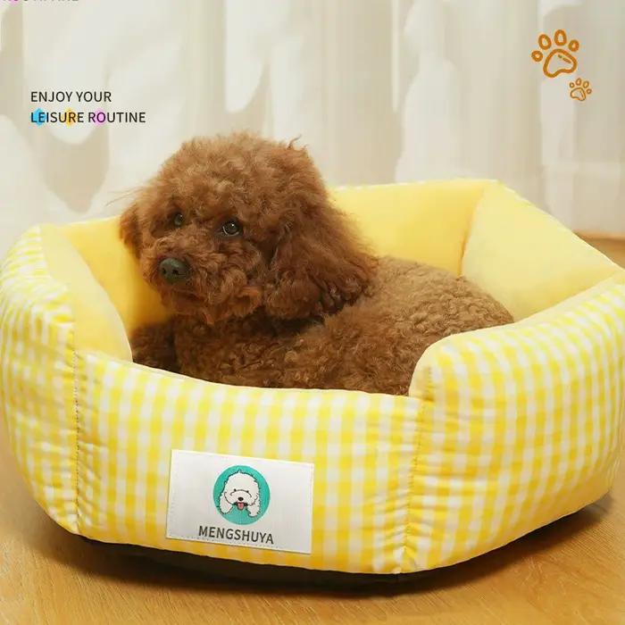 Lit Carré en Polymères pour Chien